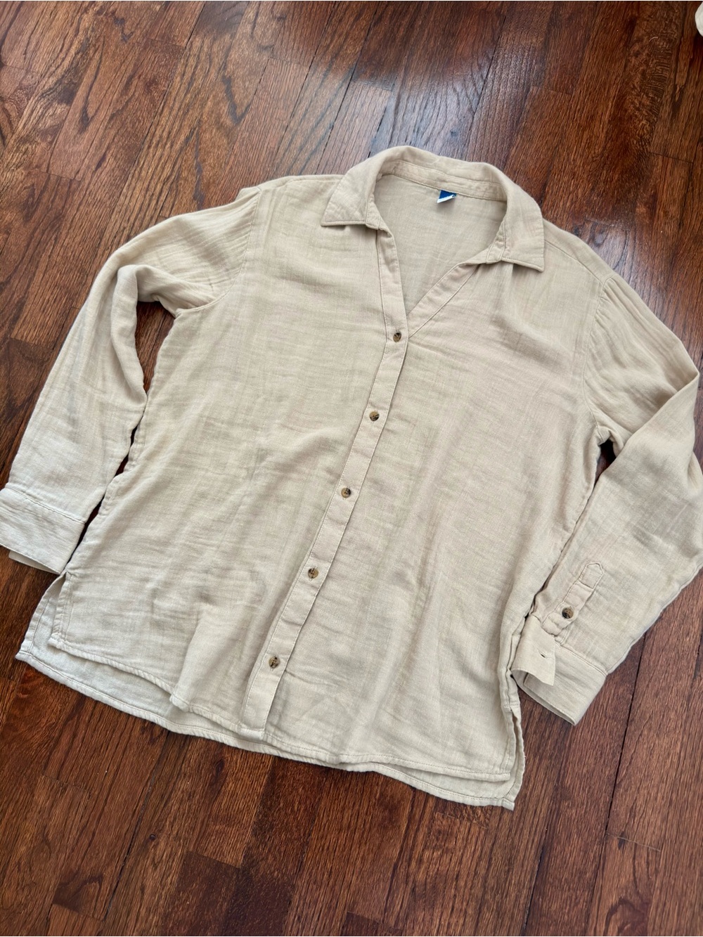 Women’s Beige Linen Look Long Sleeve Shirt size Small.